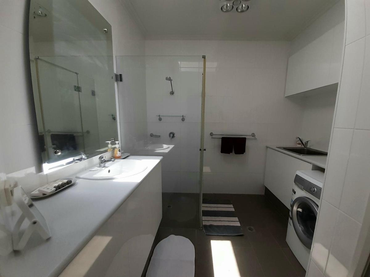 Pelican Point Waterfront Resort Formerly Carnarvon Beach Retreat Buitenkant foto