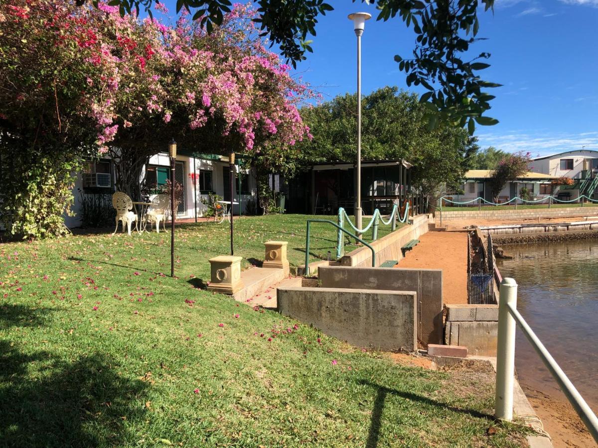 Pelican Point Waterfront Resort Formerly Carnarvon Beach Retreat Buitenkant foto